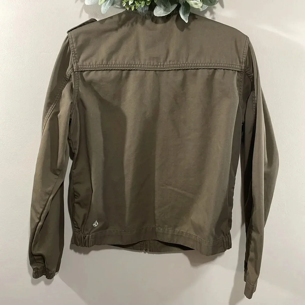 NWOT Volcom Women's Frochickie 2 Lovin Phoebe Brown Zip Up Canvas Moto Jacket XL - Picture 2 of 16